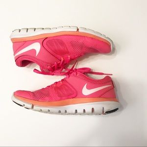 nike flex runner pink